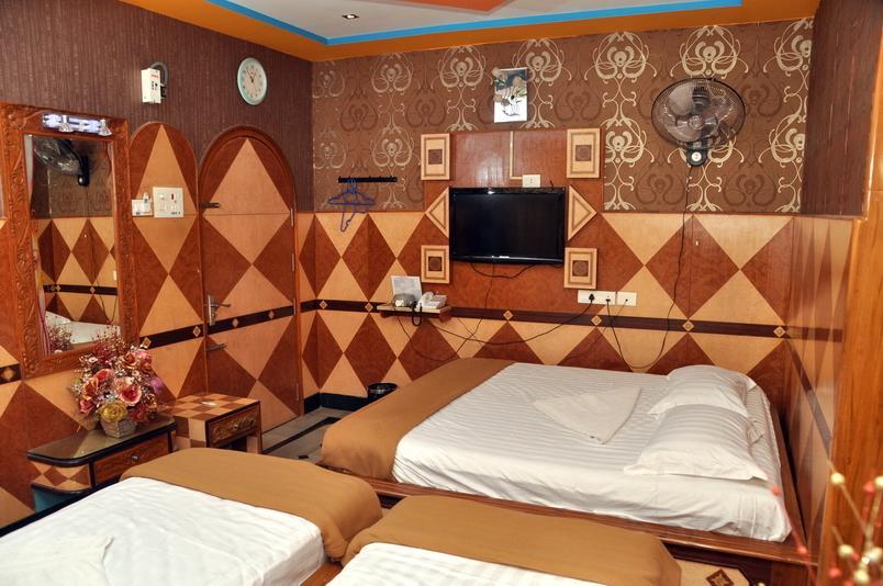 Hotel Shri Swarna'S Palace - A Business Class Hotel Tiruchirappalli Exterior foto